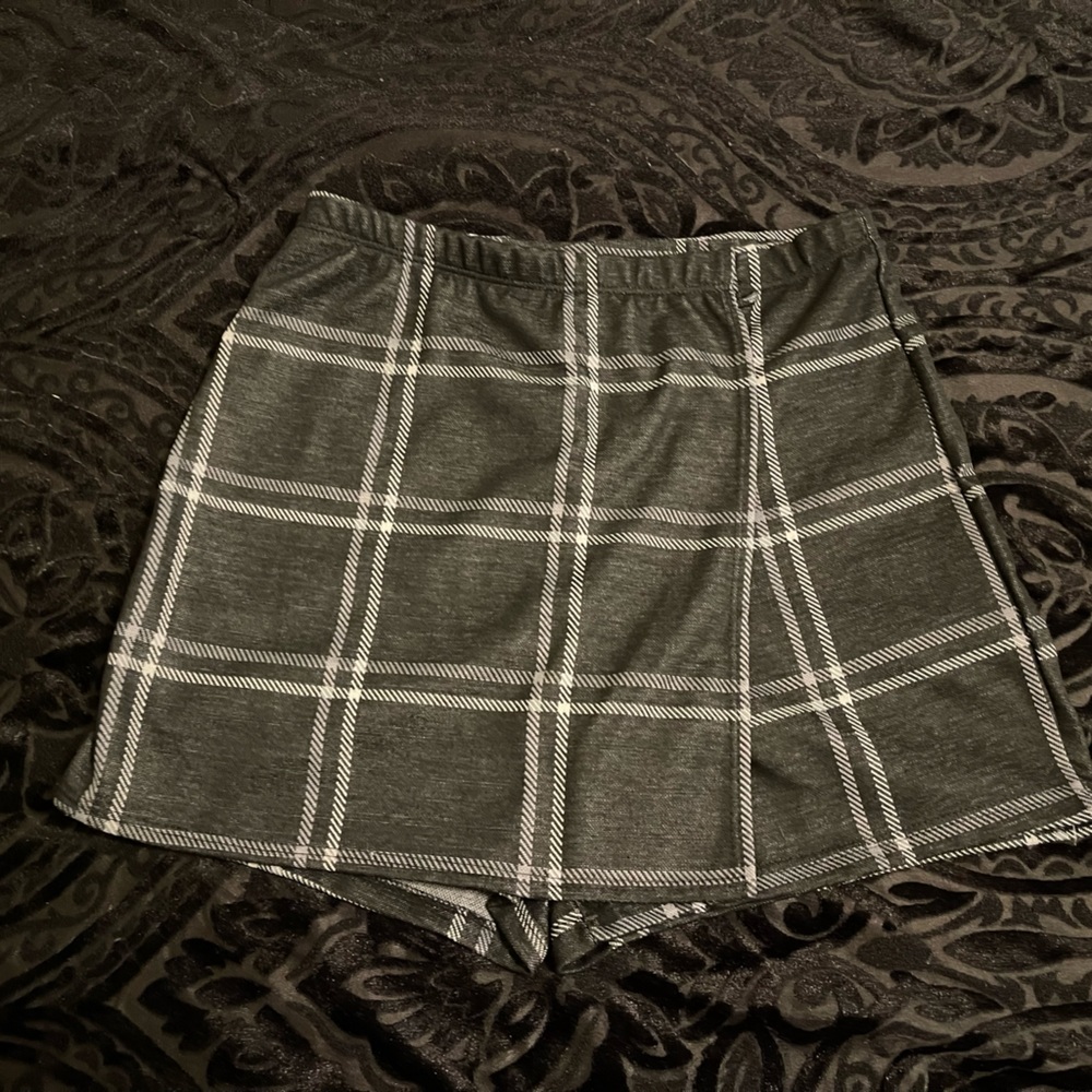 Black & White Plaid Skort